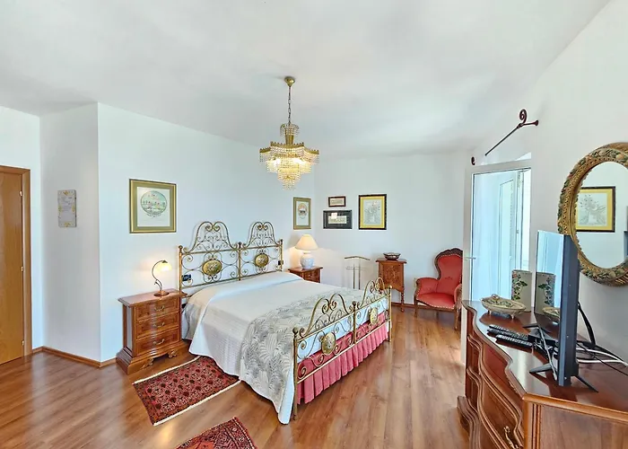 Mimica Double With Private Bathroom And Terrace Novi Vinodolski