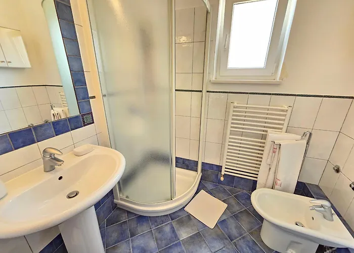 Mimica Double With Private Bathroom And Terrace Konukevi Novi Vinodolski