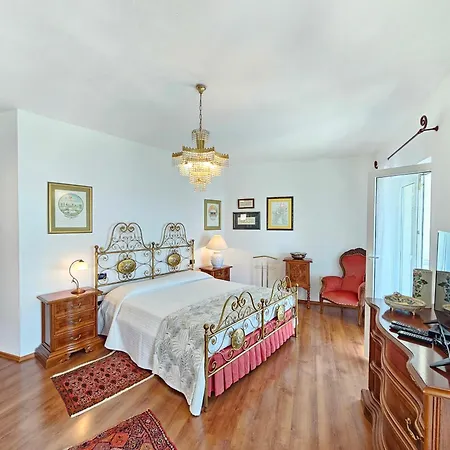 Mimica Double With Private Bathroom And Terrace Novi Vinodolski