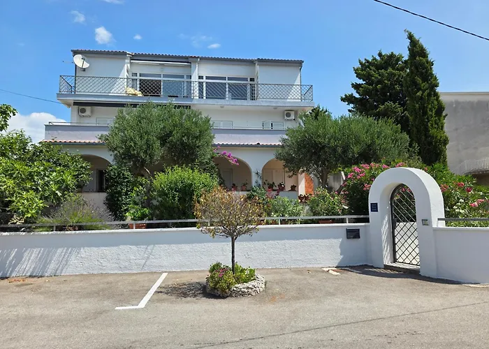 Mimica Double With Private Bathroom And Terrace Gasthof Novi Vinodolski