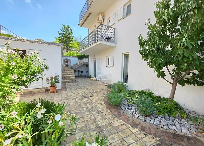 Mimica Double With Private Bathroom And Terrace Gasthof Novi Vinodolski